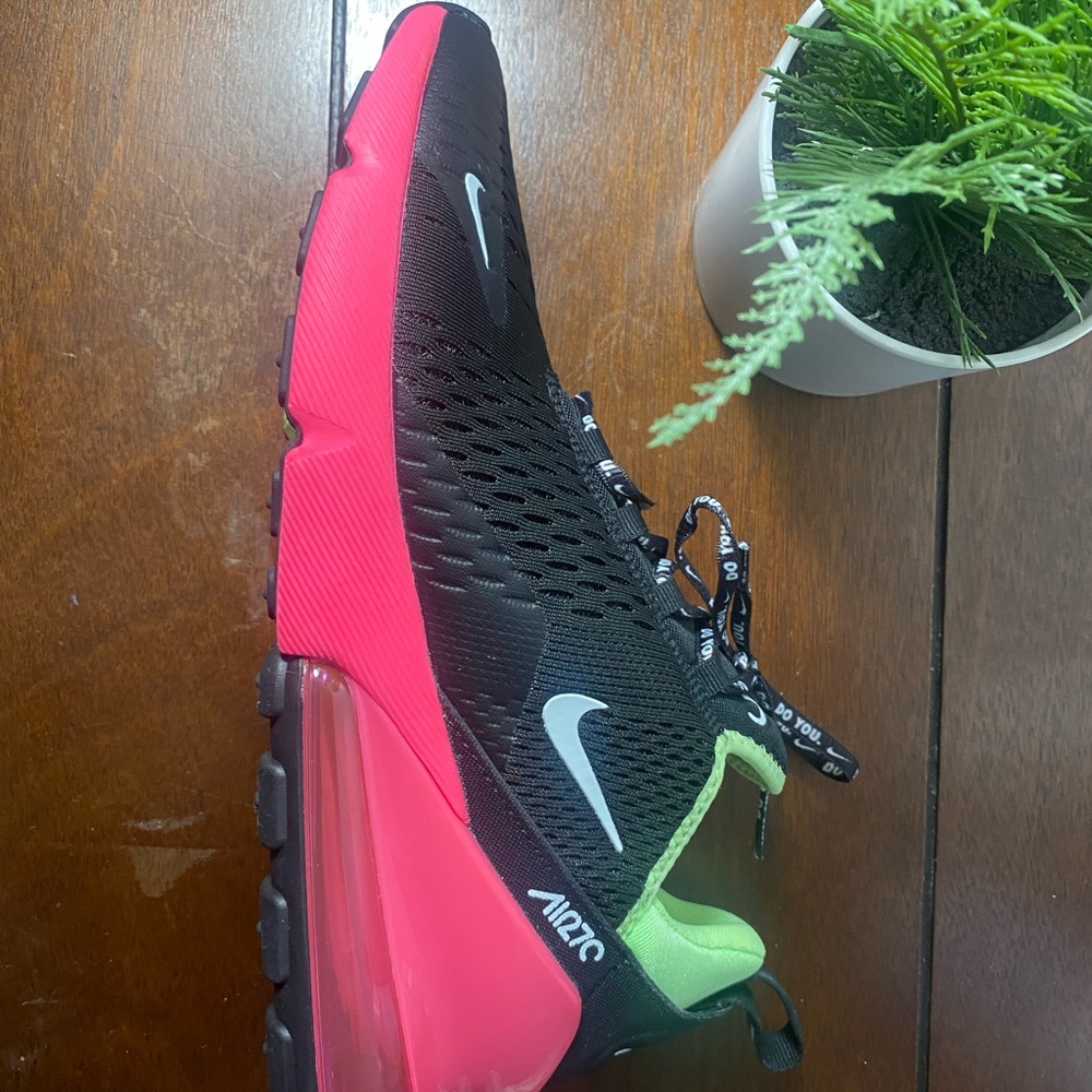 Nike Women’s Air Max 270 size W 11 - Picture 4 of 5